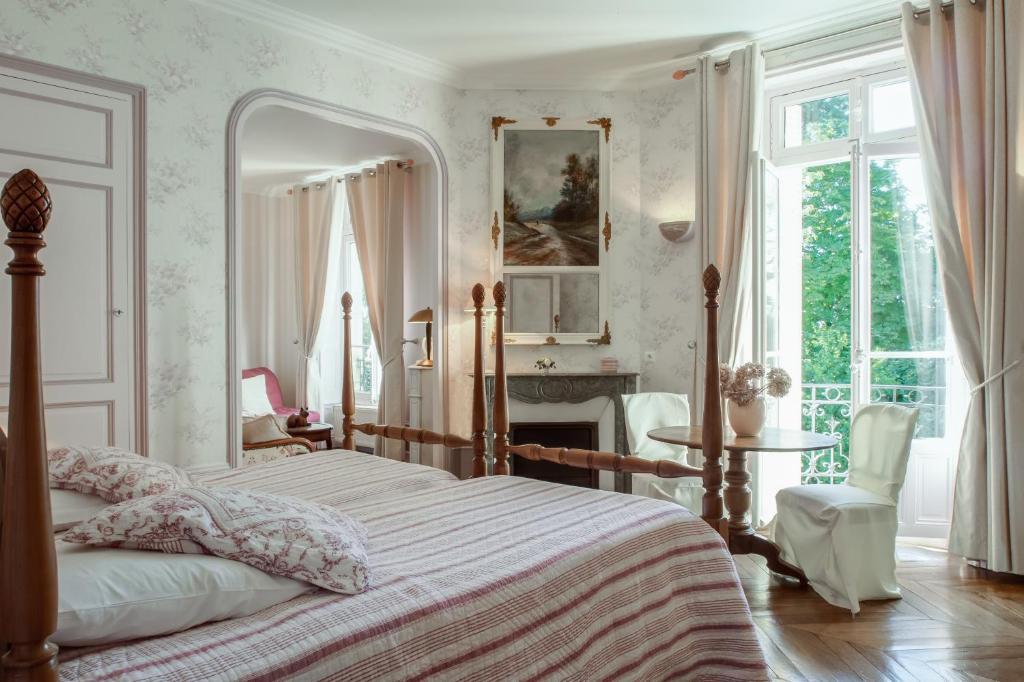 Chambres Au Chateau - Le Clos Des Tourelles Sennecey-le-Grand 部屋 写真