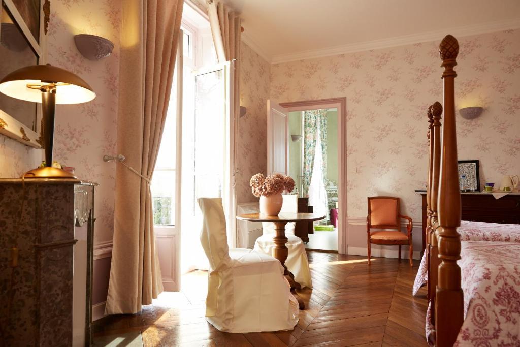 Chambres Au Chateau - Le Clos Des Tourelles Sennecey-le-Grand 部屋 写真