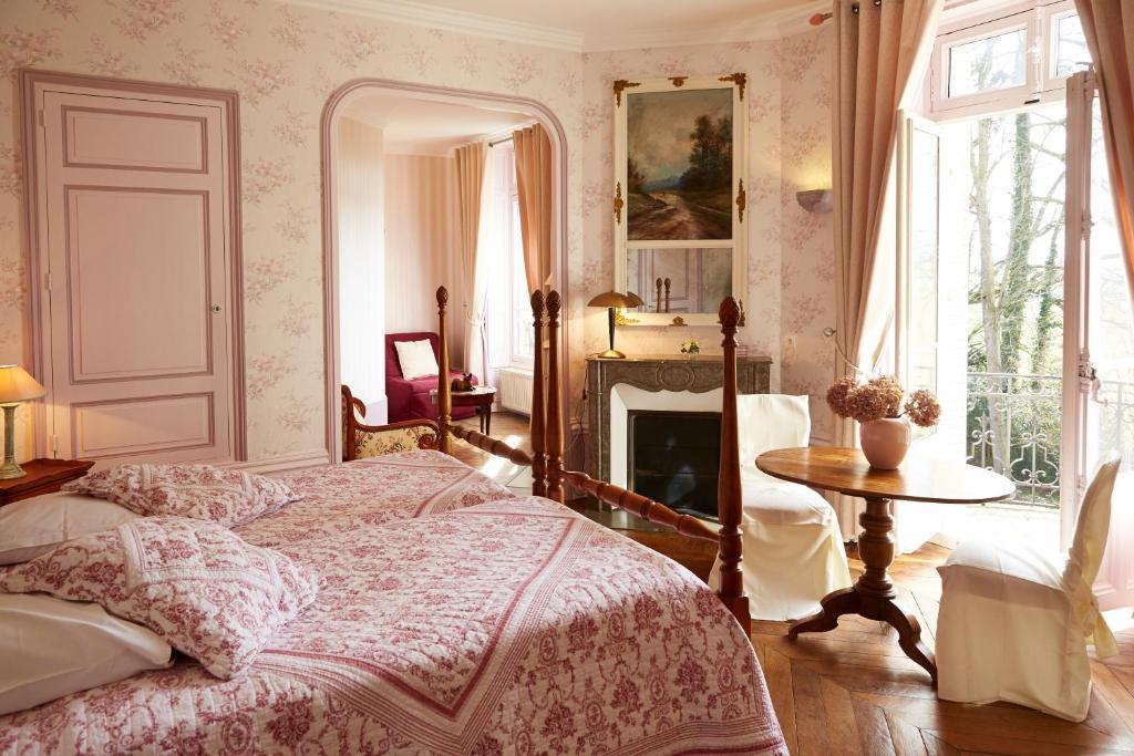 Chambres Au Chateau - Le Clos Des Tourelles Sennecey-le-Grand 部屋 写真