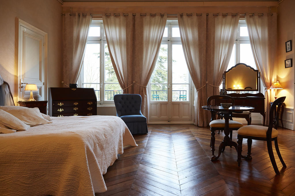 Chambres Au Chateau - Le Clos Des Tourelles Sennecey-le-Grand 部屋 写真