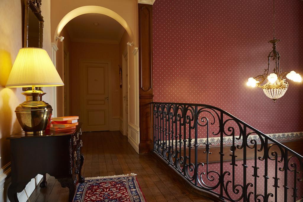 Chambres Au Chateau - Le Clos Des Tourelles Sennecey-le-Grand エクステリア 写真